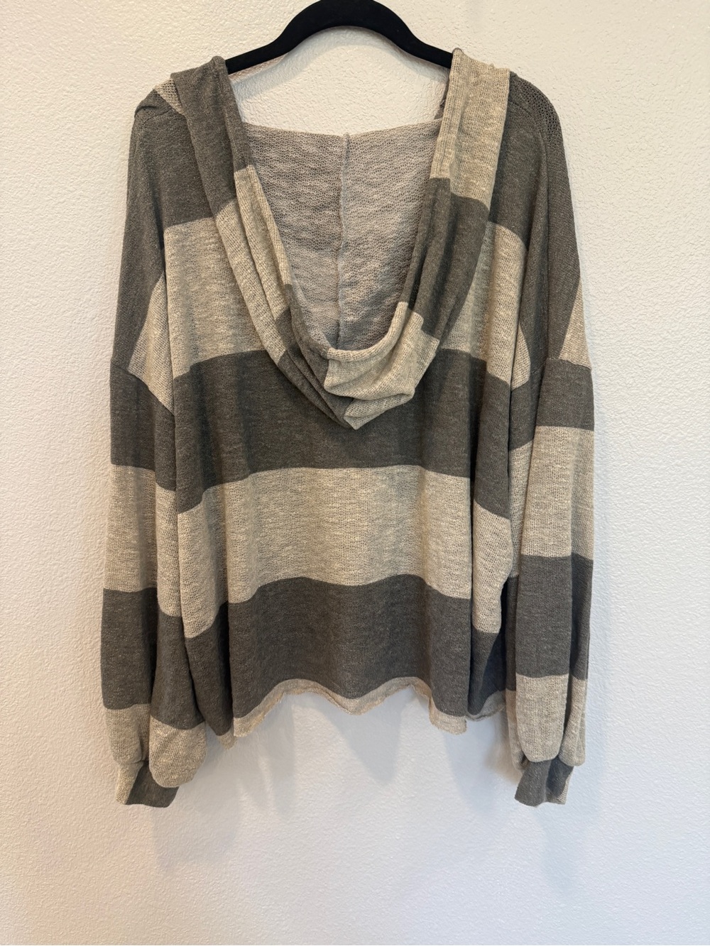 Talulah Women’s Grey Striped Lightweight Hoodie With Kangaroo Pocket Large - Picture 7 of 9